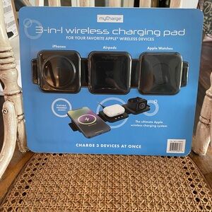 3-in-1 Wireless Charging Pad - Black